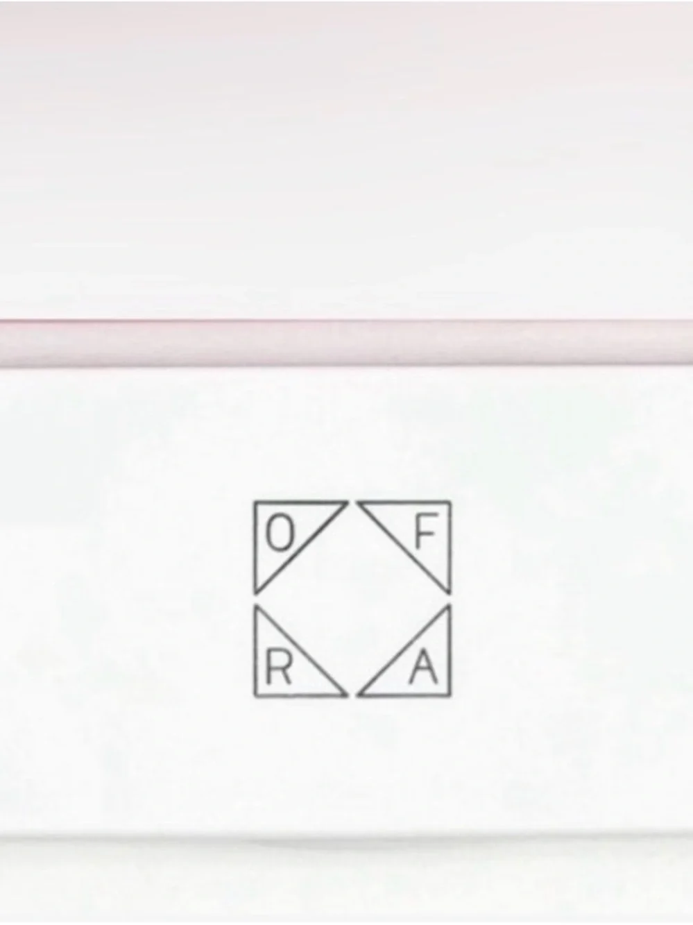 OFRA Signature Palette Symphony - Pink and White Packaging